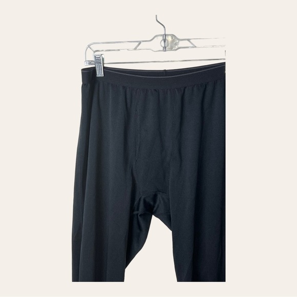 Men’s REI POLAR TEC LEGGINGS BLACK IN COLOR SIZE LARGE LOGO ON LEFT LEG - Picture 4 of 11